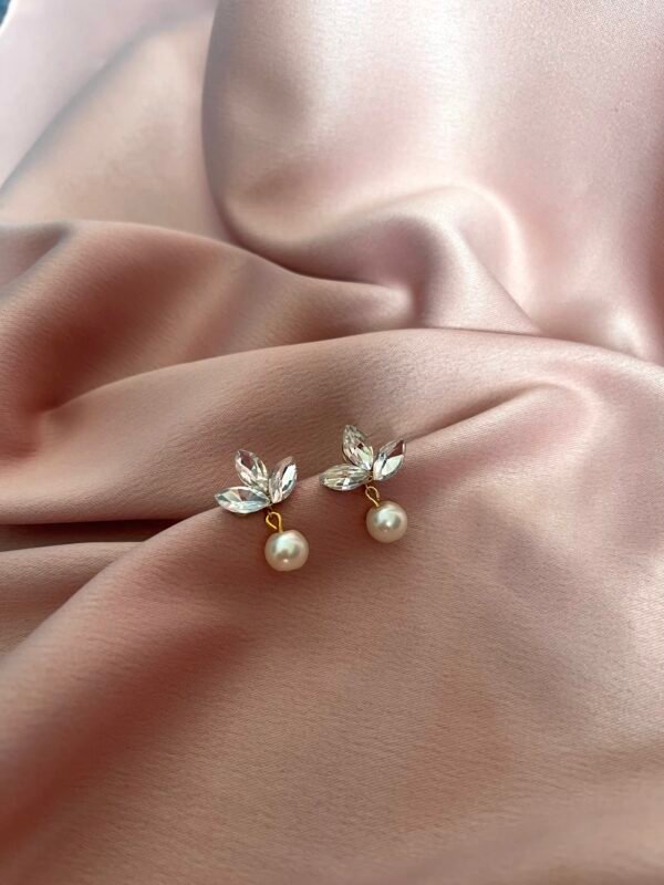 pearls Earrings - Image 3