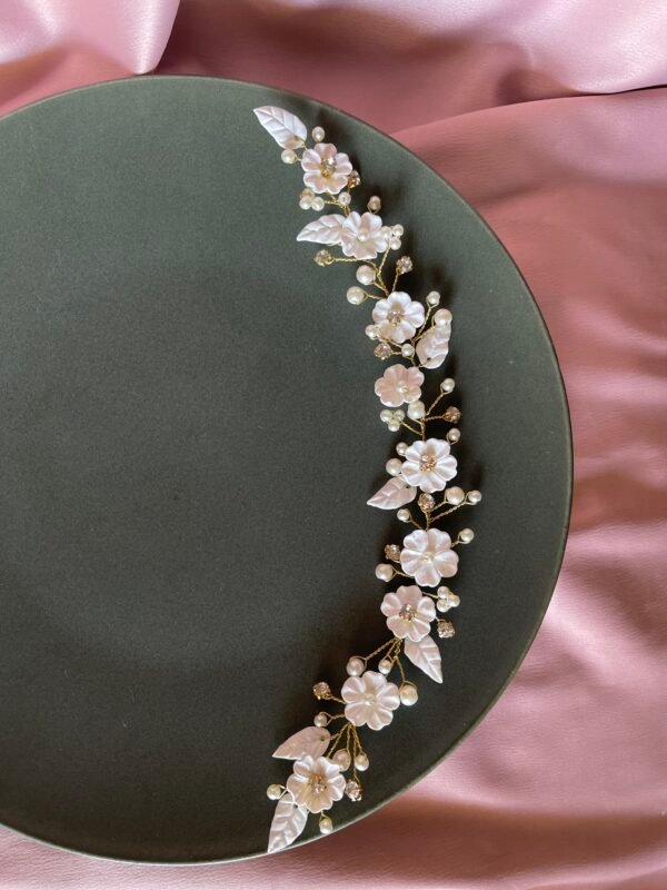 Golden Flower headpiece for bridal hairstyle.