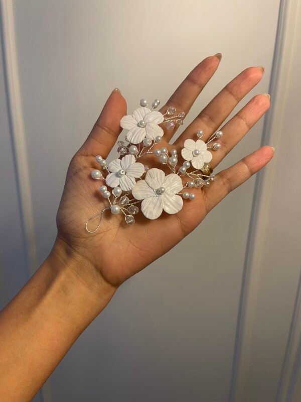 Pearl radiance wedding headpiece. - Image 3