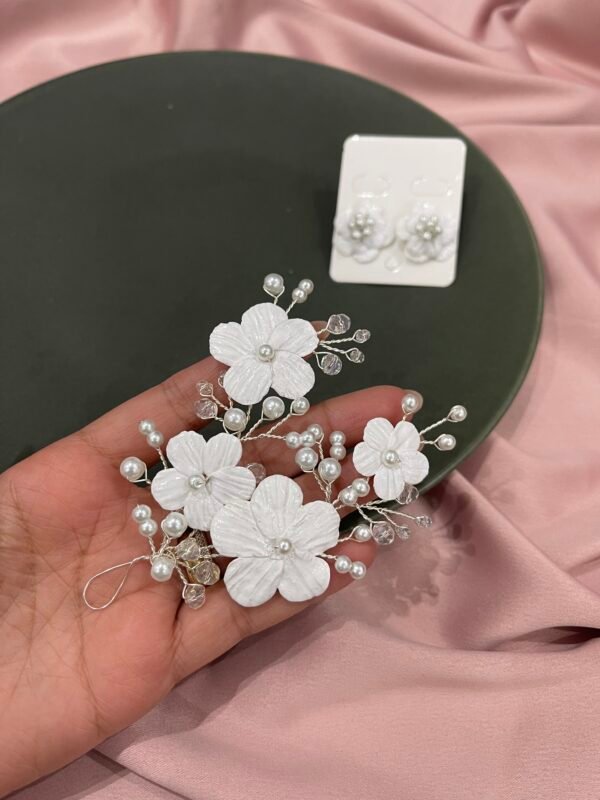 Pearl radiance wedding headpiece. - Image 2