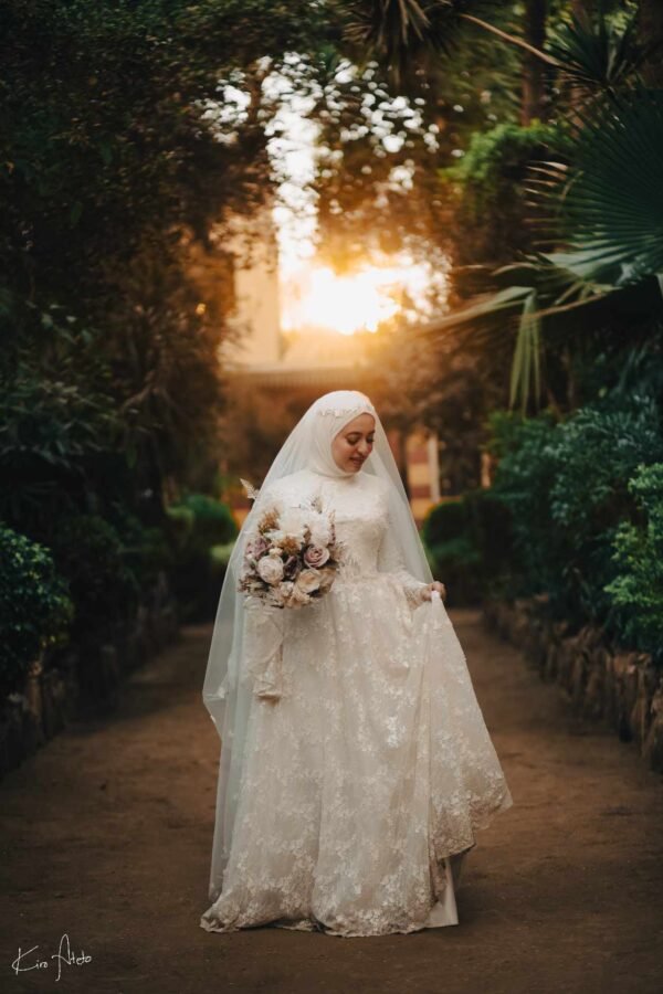 Sarah floral wedding headpiece - Image 4