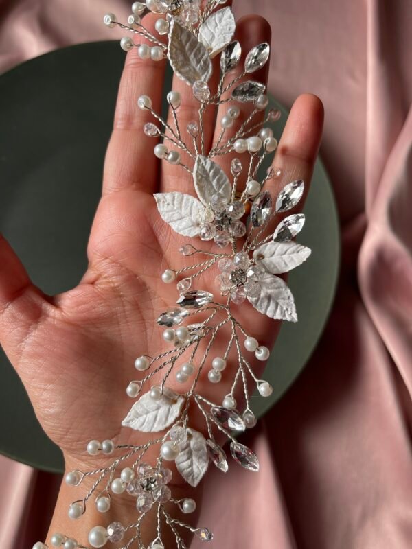 Floral bridal headpiece - Image 5