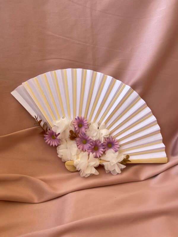 Lilac and white bridal fan